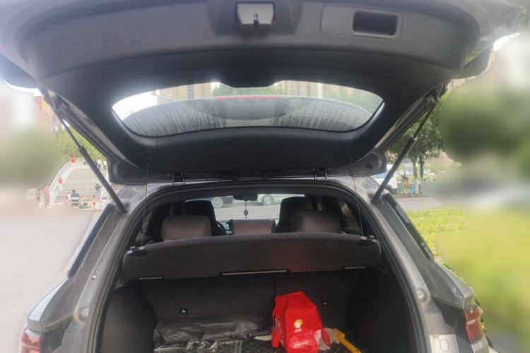 Used BYD Song Pro New Energy 2024 HONOR Edition DM-i 71KM Navigation Model Trunk