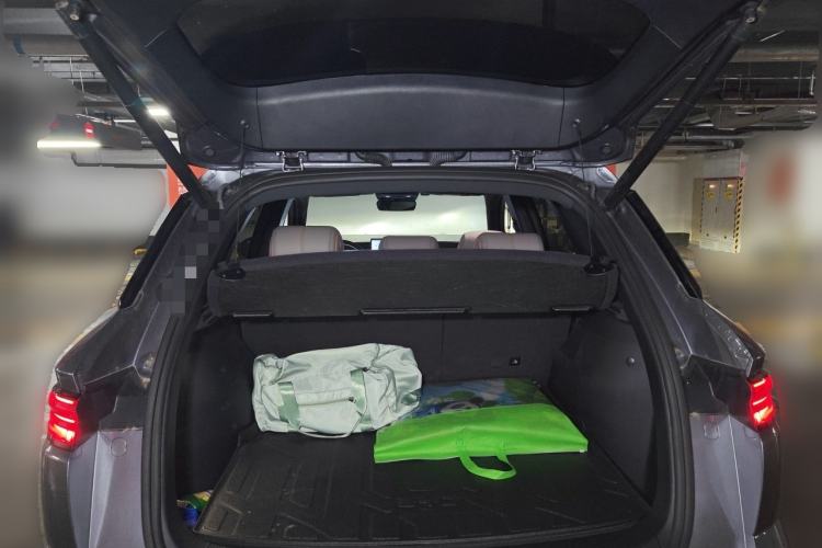 Used BYD Song Pro New Energy 2024 HONOR Edition DM-i 110KM Excellence Model Trunk