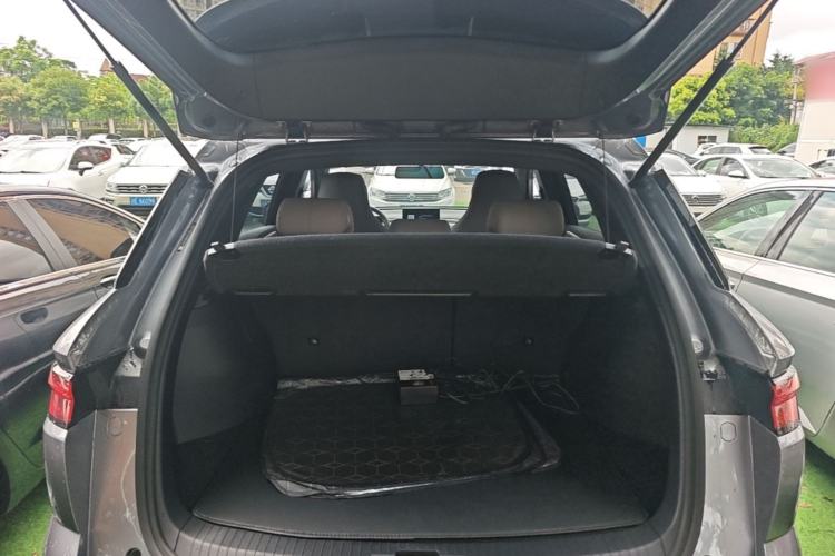 Used BYD Song Pro New Energy 2024 HONOR Edition DM-i 71KM Navigation Model Trunk
