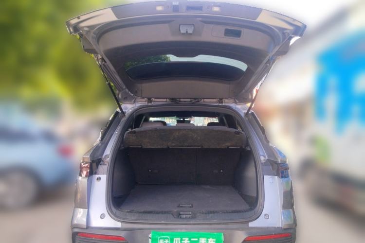 Used BYD Song Pro New Energy 2024 HONOR Edition DM-i 71KM Navigation Model Trunk