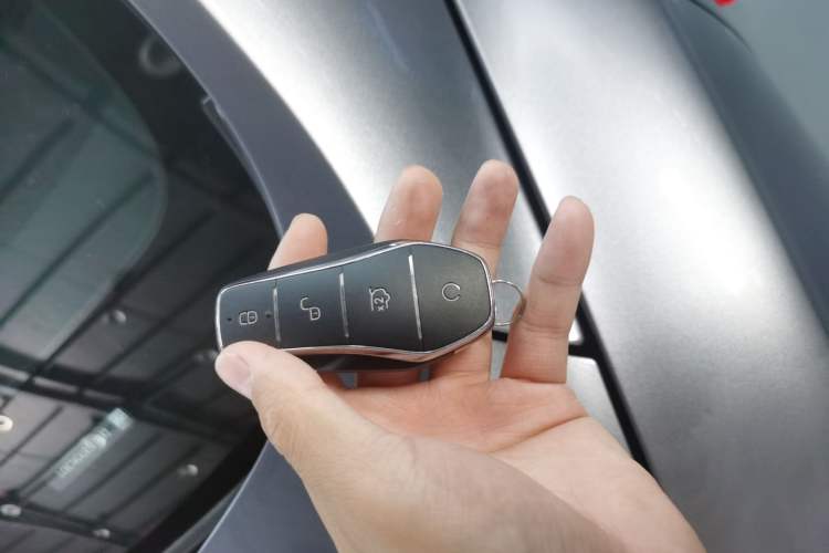 Used BYD Song Pro New Energy 2024 HONOR Edition DM-i 110KM Beyond Model Vehicle Key