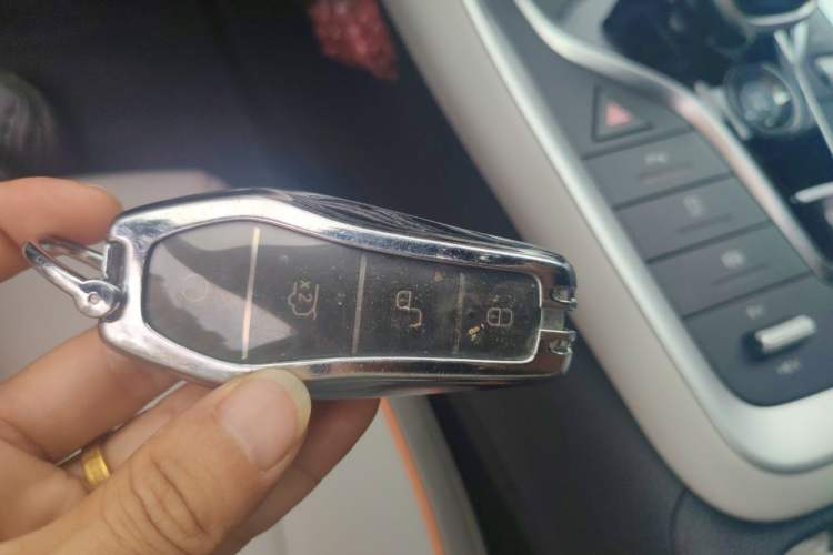 Used BYD Song Pro New Energy 2024 HONOR Edition DM-i 110KM Beyond Model Vehicle Key