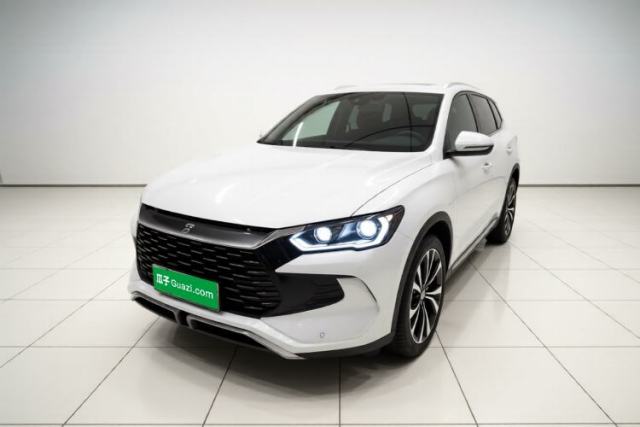 Używany BYD Song Pro New Energy 2024 HONOR Edition DM-i 71KM Navigation Model