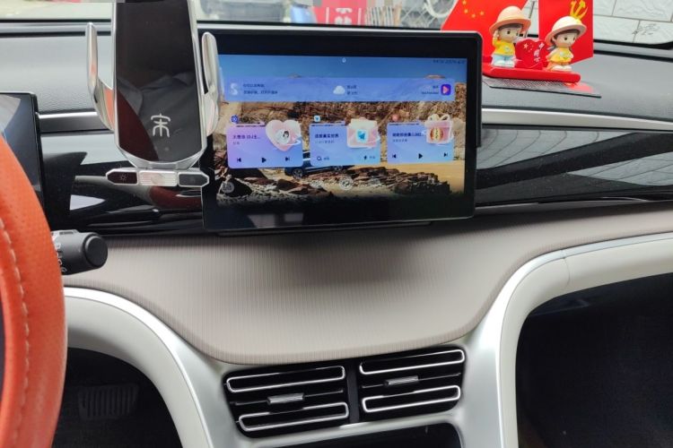 Used BYD Song Pro New Energy 2024 HONOR Edition DM-i 71KM Navigation Model Audio And AC Panel