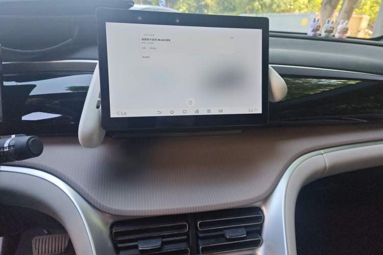 Used BYD Song Pro New Energy 2024 HONOR Edition DM-i 71KM Leading Model Audio And AC Panel