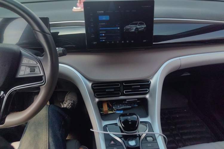 Used BYD Song Pro New Energy 2024 HONOR Edition DM-i 71KM Navigation Model Audio And AC Panel