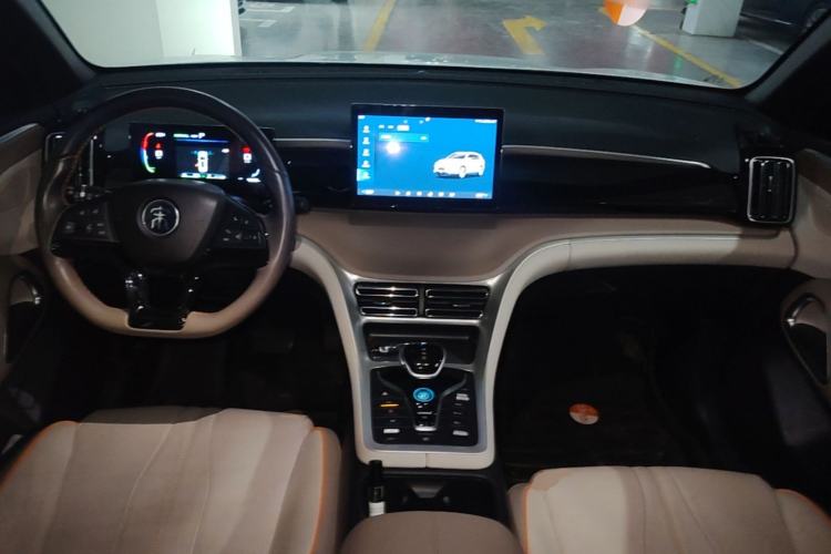 Used BYD Song Pro New Energy 2024 HONOR Edition DM-i 71KM Navigation Model Center Console
