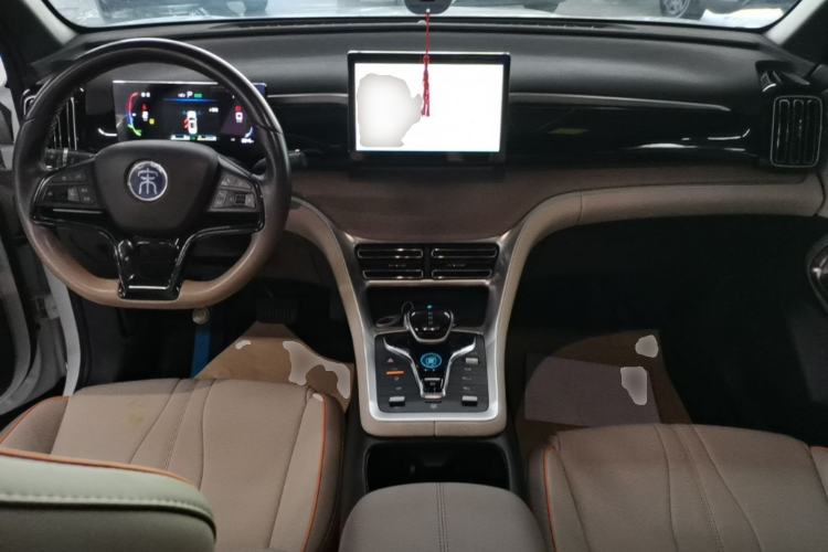 Used BYD Song Pro New Energy 2024 HONOR Edition DM-i 71KM Navigation Model Center Console