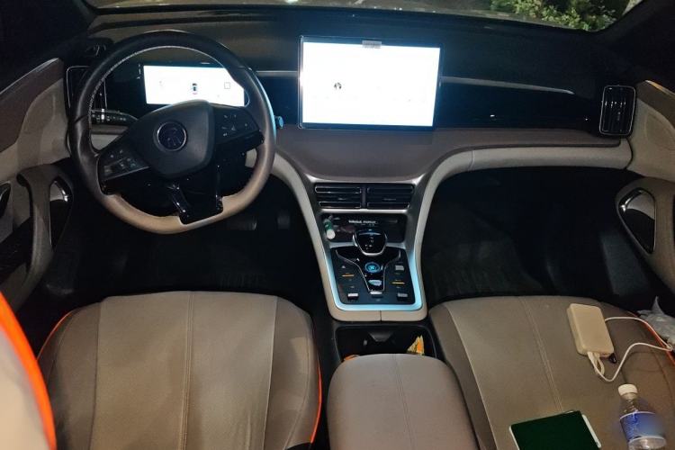 Used BYD Song Pro New Energy 2024 HONOR Edition DM-i 110KM Beyond Model Center Console