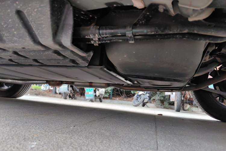 Used BYD Song Pro New Energy 2024 HONOR Edition DM-i 71KM Leading Model Chassis Rear Left