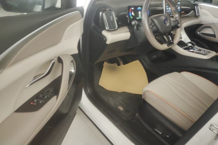 Used BYD Song Pro New Energy 2024 HONOR Edition DM-i 71KM Navigation Model Driver Seat
