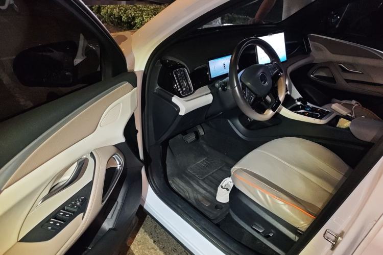 Used BYD Song Pro New Energy 2024 HONOR Edition DM-i 110KM Beyond Model Driver Seat