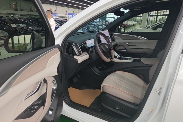 Used BYD Song Pro New Energy 2024 HONOR Edition DM-i 110KM Excellence Model Driver Seat