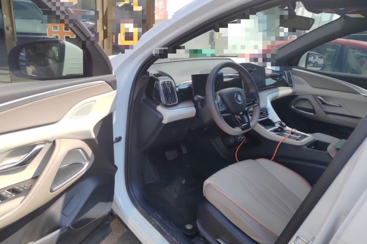 Used BYD Song Pro New Energy 2024 HONOR Edition DM-i 71KM Navigation Model Driver Seat
