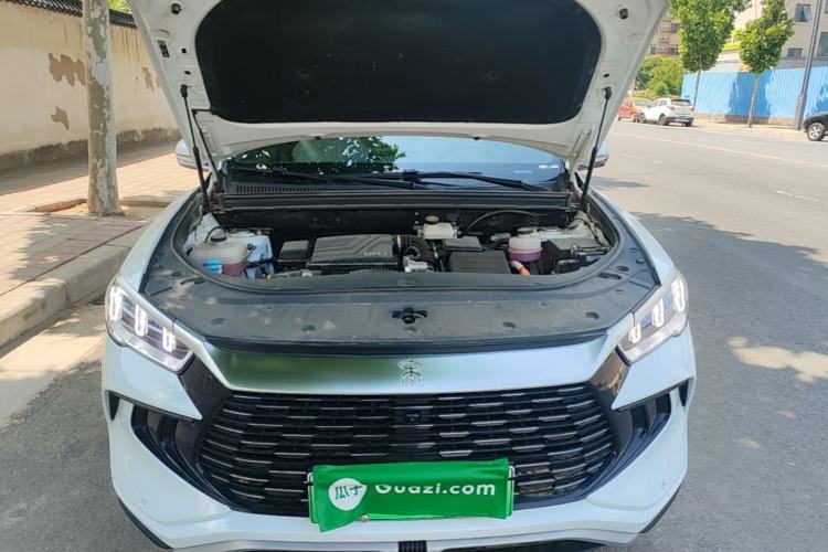 Used BYD Song Pro New Energy 2024 HONOR Edition DM-i 71KM Navigation Model Engine Bay