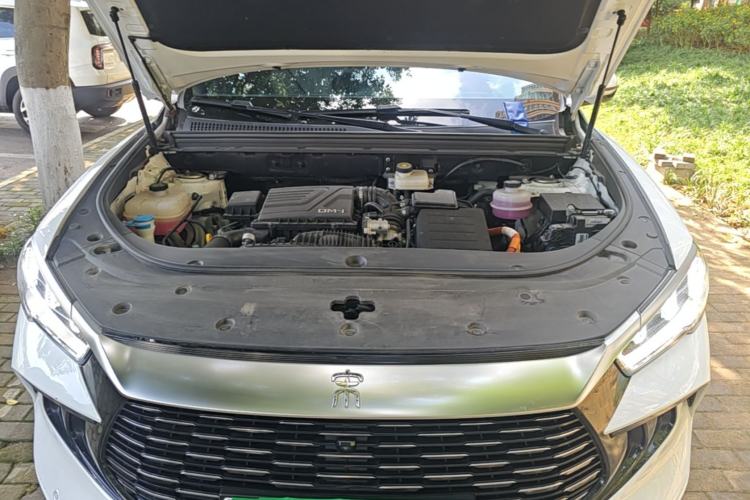 Used BYD Song Pro New Energy 2024 HONOR Edition DM-i 110KM Excellence Model Engine Bay