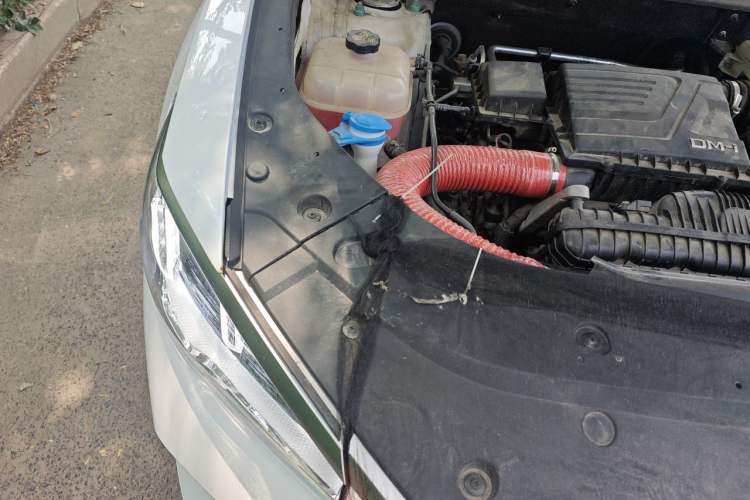 Used BYD Song Pro New Energy 2024 HONOR Edition DM-i 71KM Navigation Model Engine Bay Right
