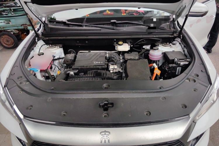 Used BYD Song Pro New Energy 2024 HONOR Edition DM-i 71KM Leading Model Engine Bay