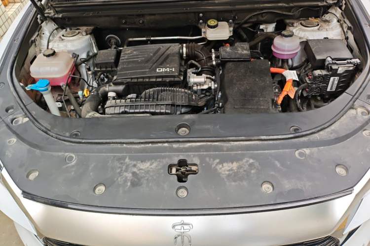Used BYD Song Pro New Energy 2024 HONOR Edition DM-i 110KM Beyond Model Engine Bay