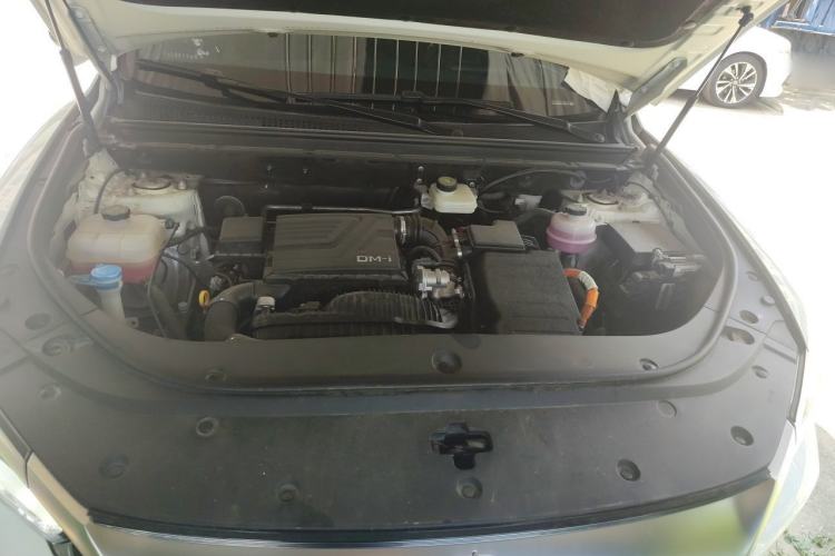 Used BYD Song Pro New Energy 2024 HONOR Edition DM-i 71KM Leading Model Engine Bay