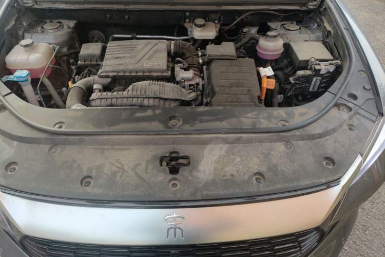 Used BYD Song Pro New Energy 2024 HONOR Edition DM-i 71KM Navigation Model Engine Bay