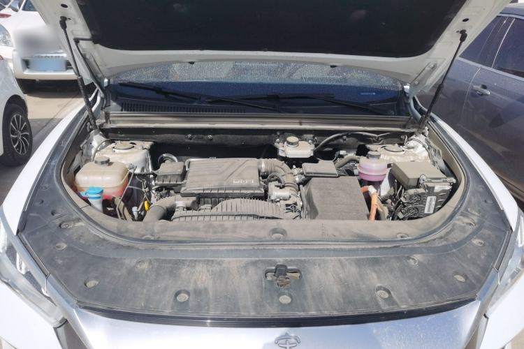 Used BYD Song Pro New Energy 2024 HONOR Edition DM-i 71KM Navigation Model Engine Bay