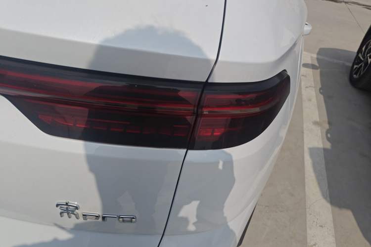 Used BYD Song Pro New Energy 2024 HONOR Edition DM-i 71KM Navigation Model Exterior 3