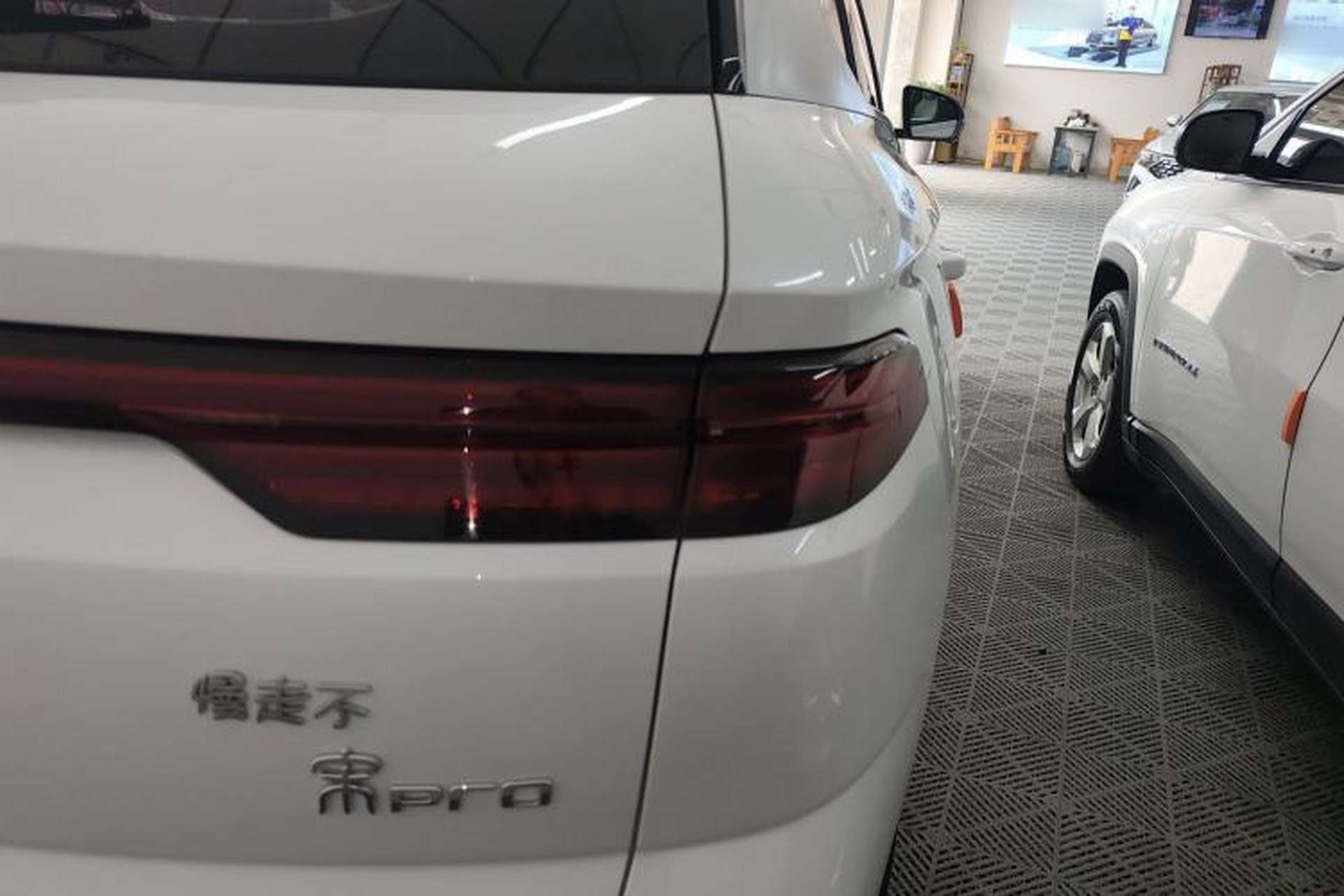 Used BYD Song Pro New Energy 2024 HONOR Edition DM-i 110KM Excellence Model Exterior 3