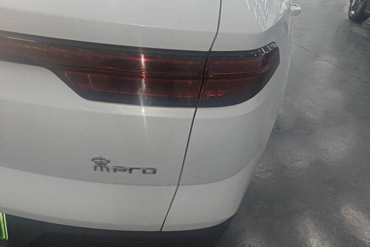 Used BYD Song Pro New Energy 2024 HONOR Edition DM-i 110KM Beyond Model Exterior 3