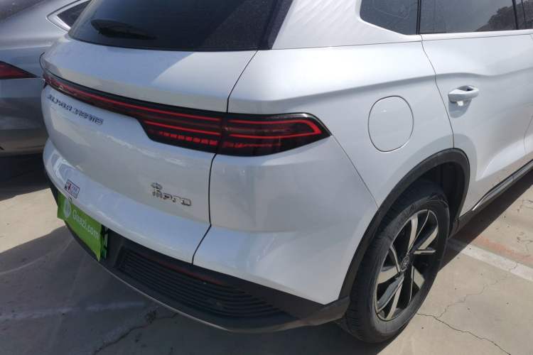 Used BYD Song Pro New Energy 2024 HONOR Edition DM-i 71KM Navigation Model Exterior 3