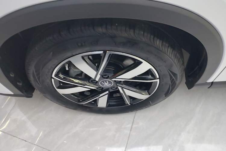 Used BYD Song Pro New Energy 2024 HONOR Edition DM-i 71KM Navigation Model Exterior 4