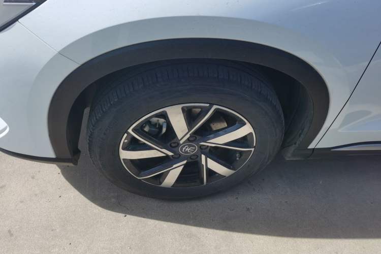 Used BYD Song Pro New Energy 2024 HONOR Edition DM-i 71KM Navigation Model Exterior 4