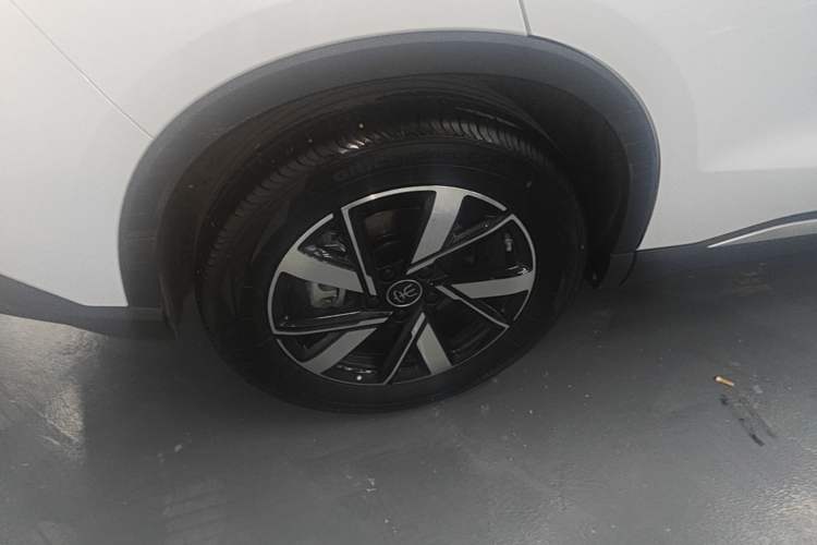 Used BYD Song Pro New Energy 2024 HONOR Edition DM-i 110KM Beyond Model Exterior 5