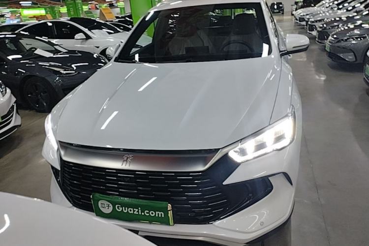 Used BYD Song Pro New Energy 2024 HONOR Edition DM-i 71KM Navigation Model Front