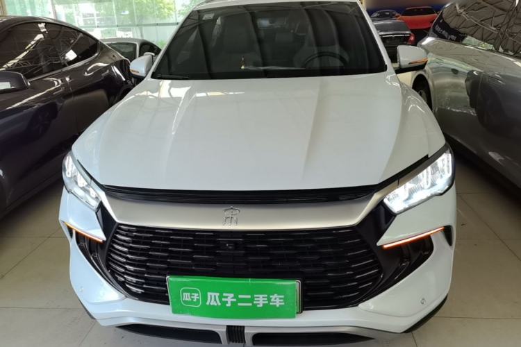 Used BYD Song Pro New Energy 2024 HONOR Edition DM-i 71KM Navigation Model Front