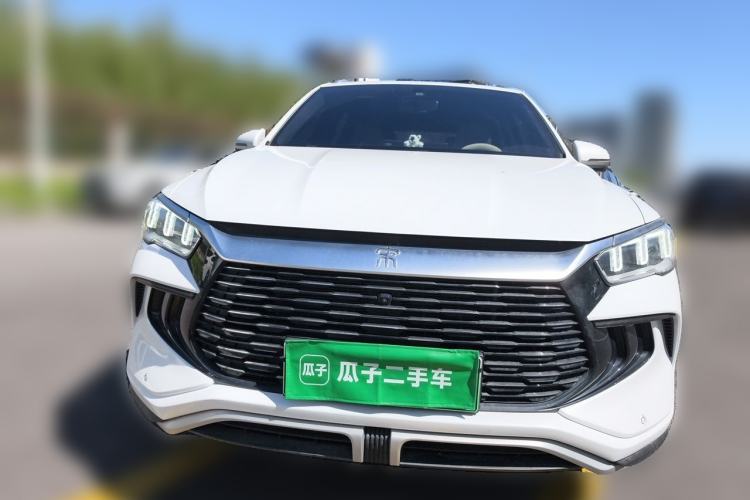 Used BYD Song Pro New Energy 2024 HONOR Edition DM-i 71KM Navigation Model Front