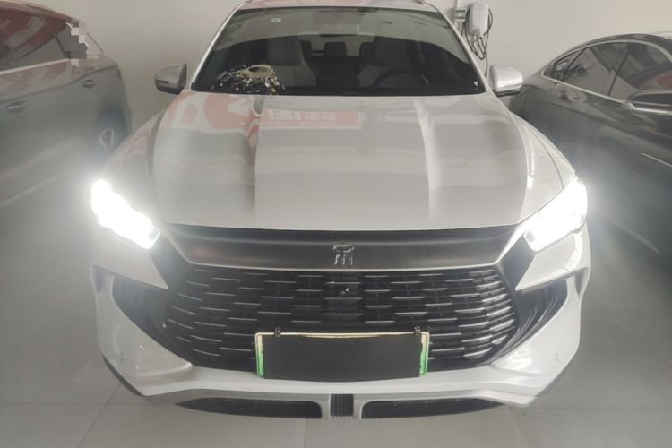 Used BYD Song Pro New Energy 2024 HONOR Edition DM-i 71KM Navigation Model Front