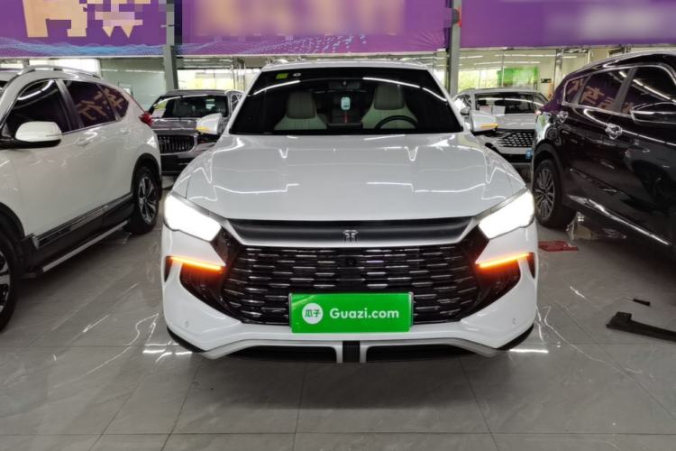 Used BYD Song Pro New Energy 2024 HONOR Edition DM-i 71KM Navigation Model Front