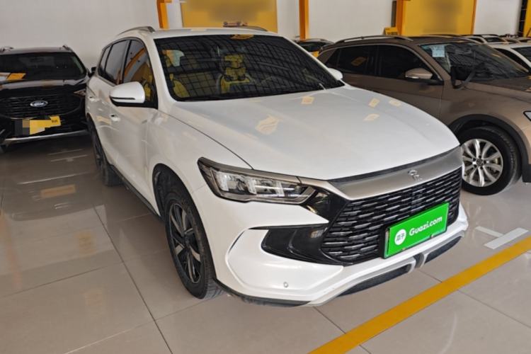 Used BYD Song Pro New Energy 2024 HONOR Edition DM-i 71KM Navigation Model Front Right 45 Deg