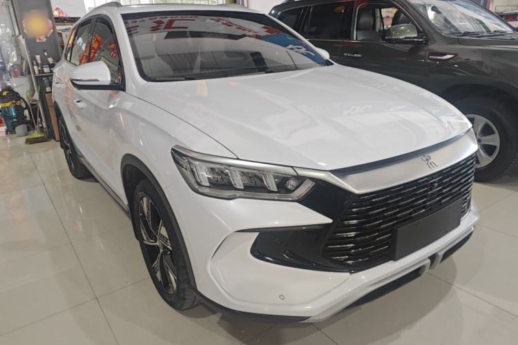 Used BYD Song Pro New Energy 2024 HONOR Edition DM-i 110KM Excellence Model Front Right 45 Deg