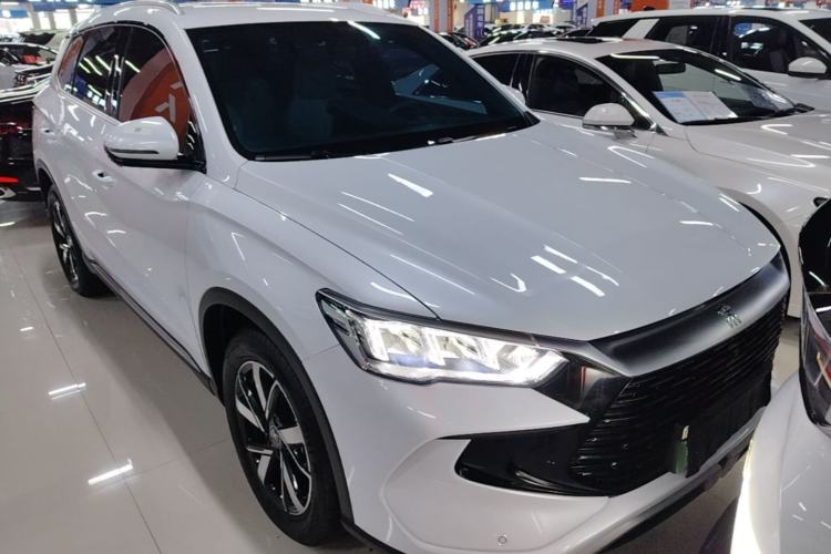 Used BYD Song Pro New Energy 2024 HONOR Edition DM-i 71KM Navigation Model Front Right 45 Deg