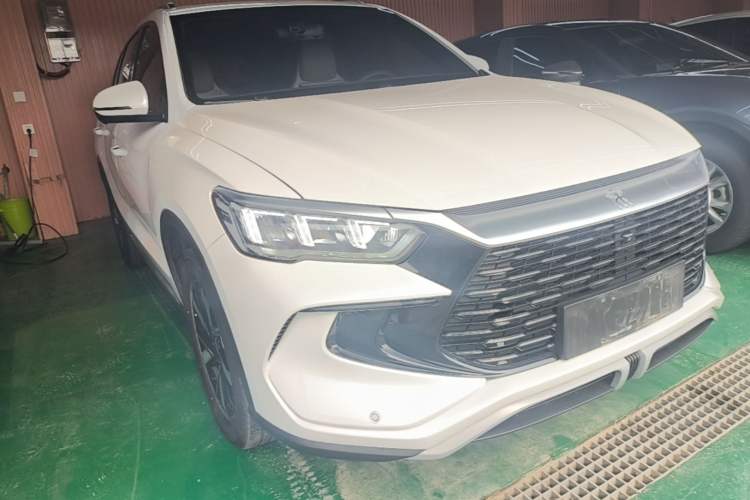 Used BYD Song Pro New Energy 2024 HONOR Edition DM-i 71KM Leading Model Front Right 45 Deg