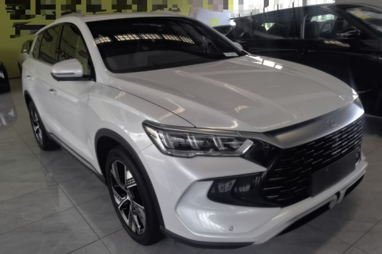 Used BYD Song Pro New Energy 2024 HONOR Edition DM-i 110KM Excellence Model Front Right 45 Deg