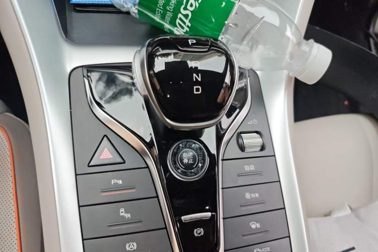 Used BYD Song Pro New Energy 2024 HONOR Edition DM-i 110KM Excellence Model Gear Lever
