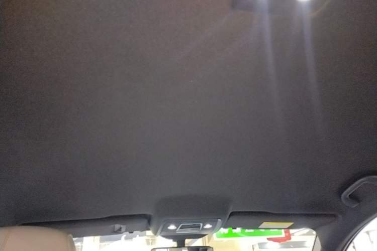 Used BYD Song Pro New Energy 2024 HONOR Edition DM-i 71KM Navigation Model Headliner