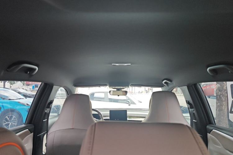Used BYD Song Pro New Energy 2024 HONOR Edition DM-i 71KM Navigation Model Headliner
