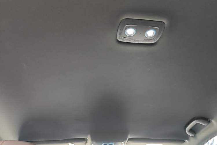 Used BYD Song Pro New Energy 2024 HONOR Edition DM-i 71KM Navigation Model Headliner