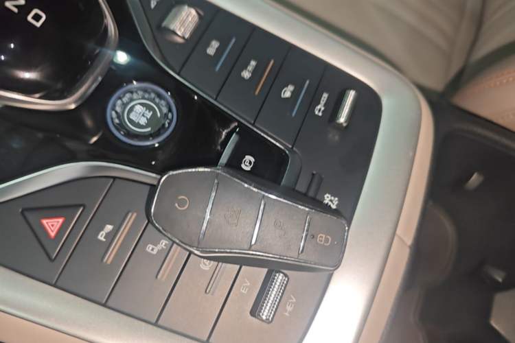 Used BYD Song Pro New Energy 2024 HONOR Edition DM-i 110KM Excellence Model Interior 1