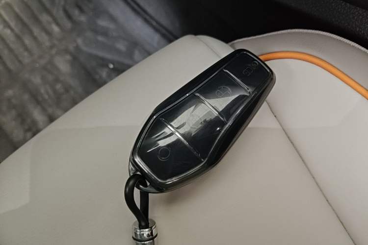 Used BYD Song Pro New Energy 2024 HONOR Edition DM-i 71KM Leading Model Interior 1