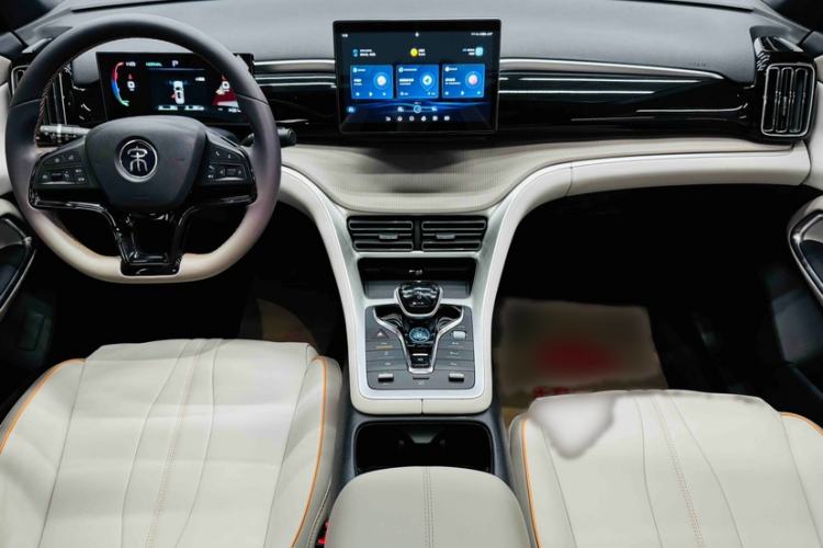 Used BYD Song Pro New Energy 2024 HONOR Edition DM-i 71KM Leading Model Interior 3